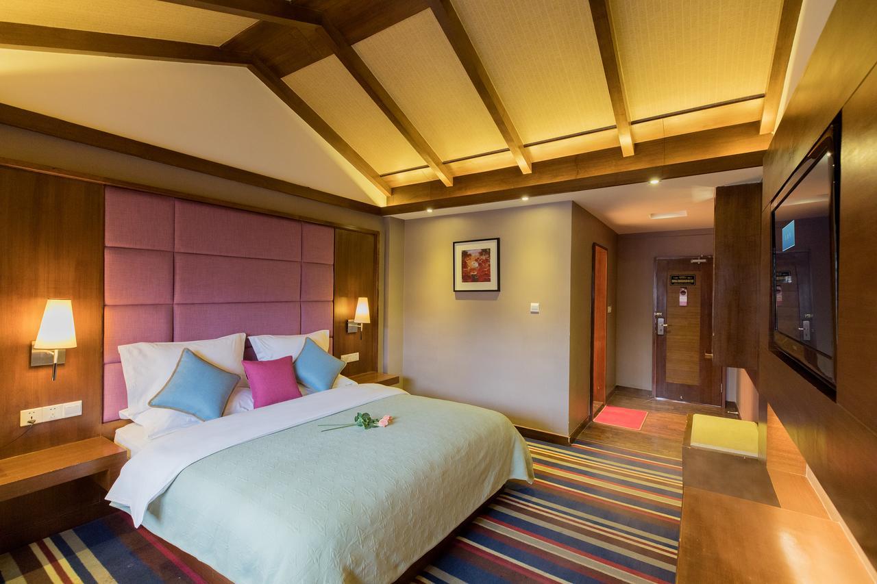 Lijiang Sunshine Nali Inn ภายนอก รูปภาพ